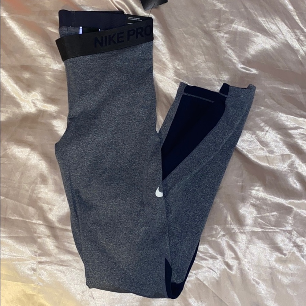 Nike leggings